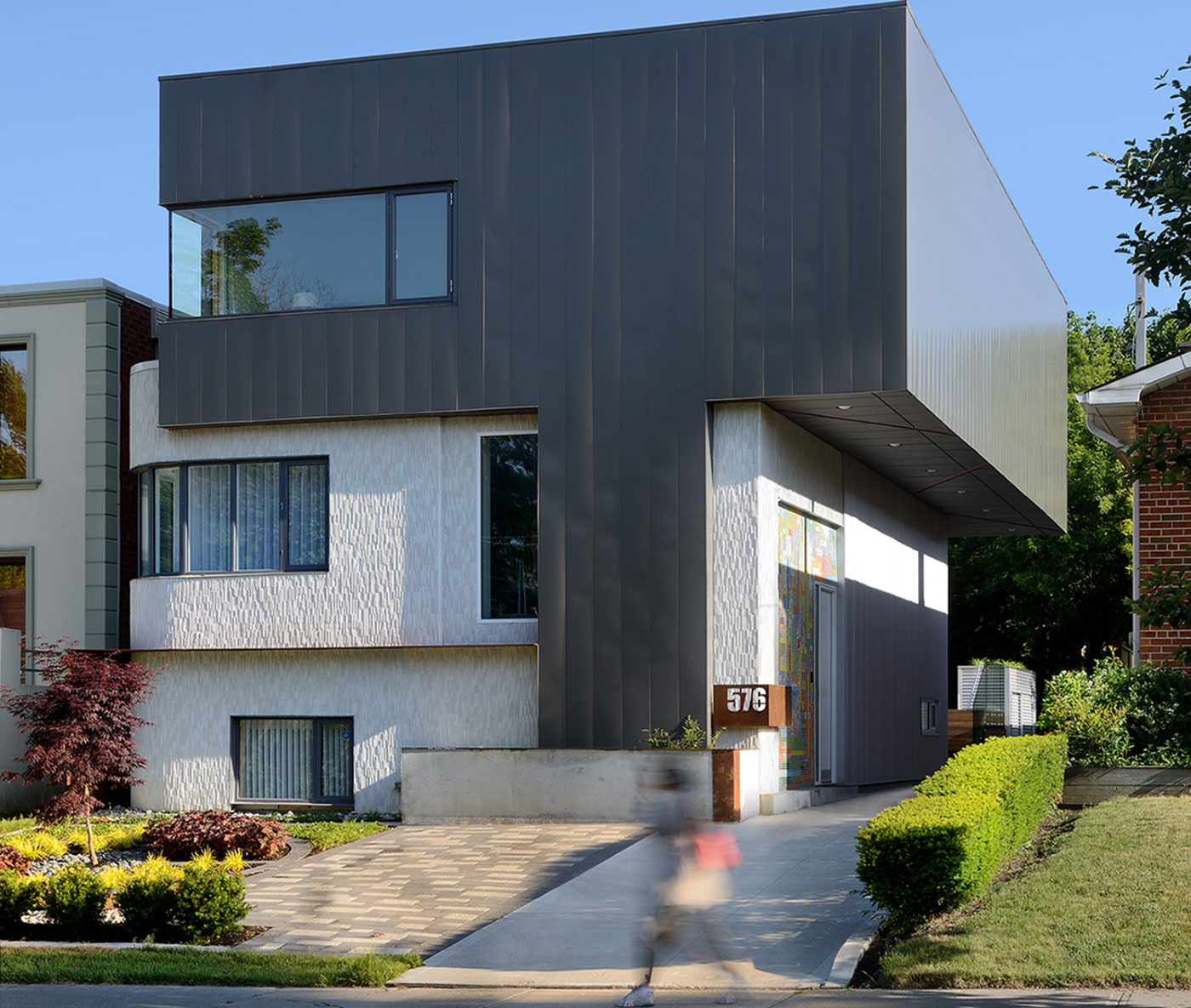 Home exterior with zinc panel cladding - Yorkville Design Centre - Thomas Tampold
