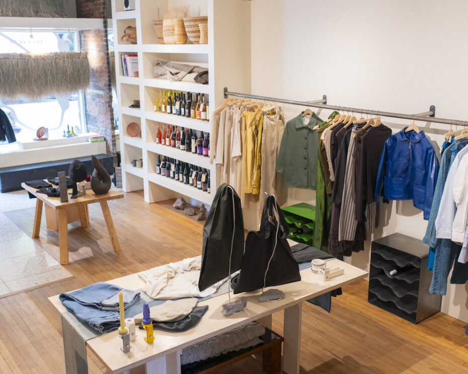 Grays Toronto - Shopping on Dundas West